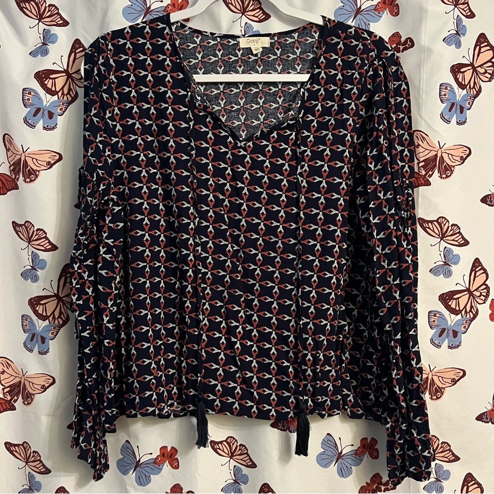 ❗️clearance-price firm❗️ Patterned tie sleeve Blouse